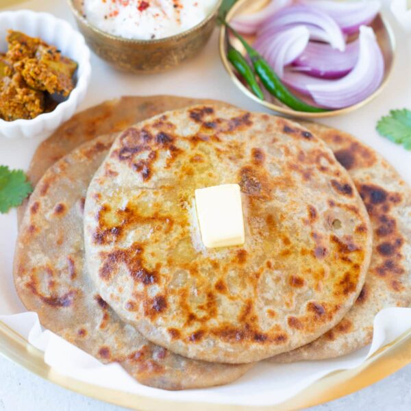 Aloo Paratha Thali